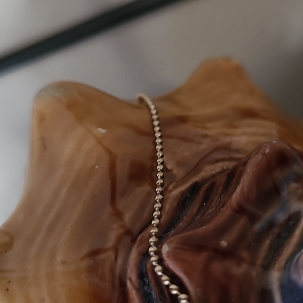 Anklet from Avon - Gold Ball Charm - Picture 3 of 7